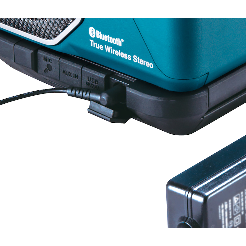 LUIDSPREKER 14,4-40V/BODY   MR014GZ  BT     MAKITA