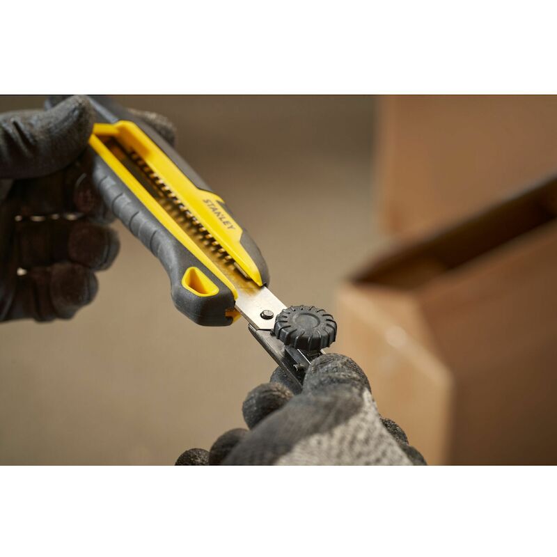 Stanley - Snap-off knife - STHT10500-0 - mpp Quick Snap - with locking wheel - 18 mm - 03305808