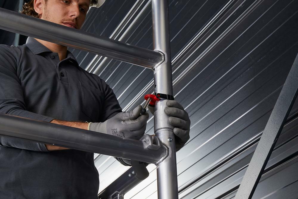 TRAPSTEIGER HOUT 10,2M      RS TOWER 53-S   ALTREX