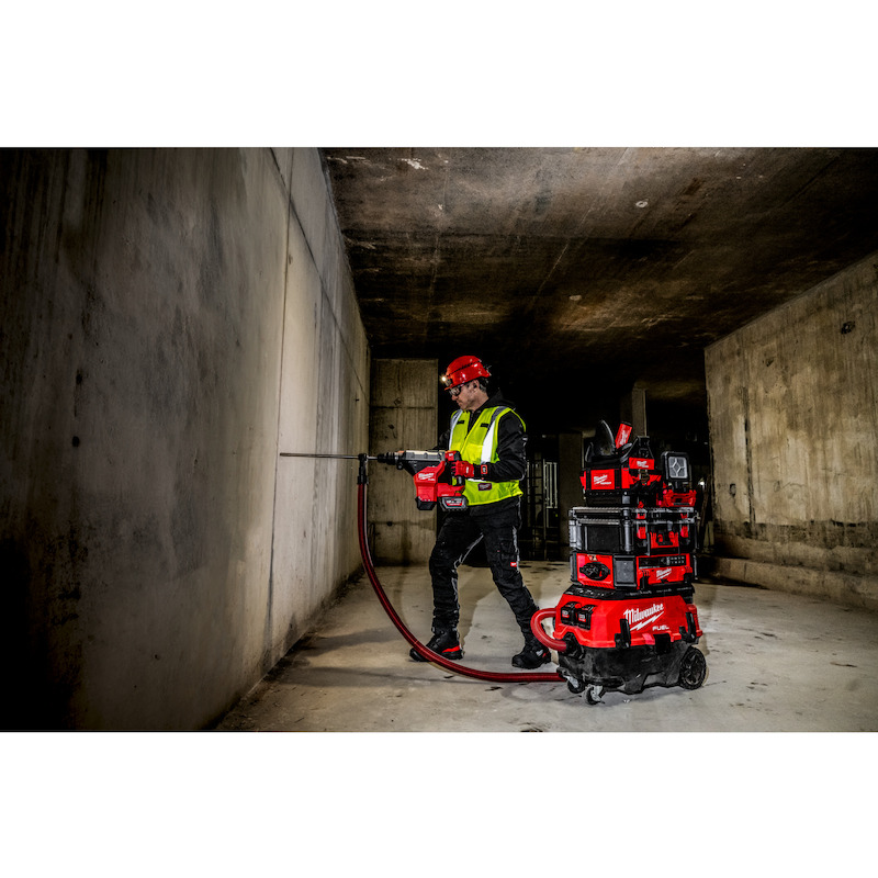 HELM ROOD ONGEVENTILEERD    4932479250   MILWAUKEE