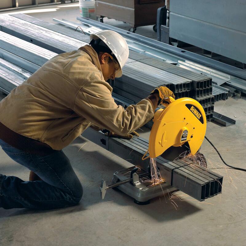 METAALZAAG 2200W/355MM      D28715          DEWALT