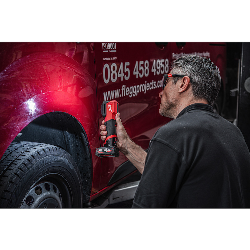 Milwaukee - Cordless colour matching work light - M12 CML-401 - 12 V - 1x 4.0 Ah - 03221997