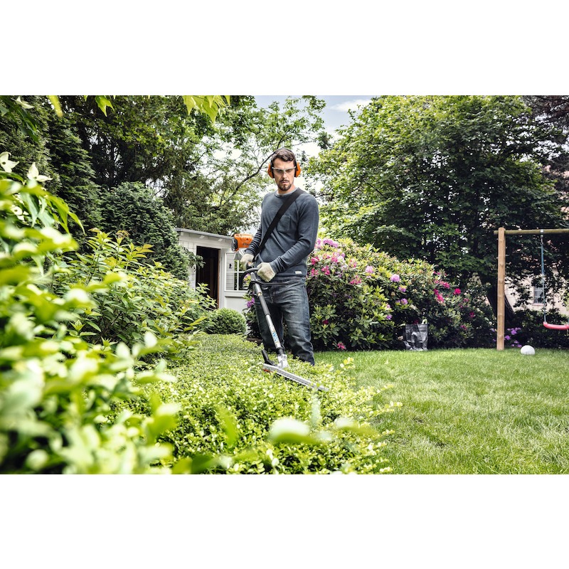 TAILLE-HAIES                HL-KM 145        STIHL