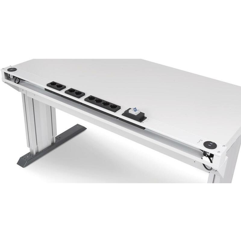 WERKBANK                    DYNAMIC1504       FAMI