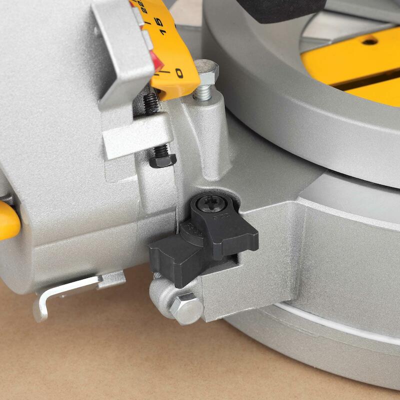 AFKORTZAAG 1675W/305MM      DWS780          DEWALT
