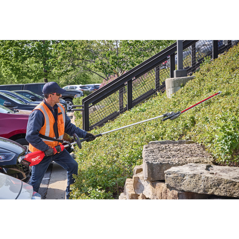 Milwaukee - Cordless pole hedge trimmer - M18 FHETE27-0 - 18 V - 267 cm - 60 cm - body - 08119324