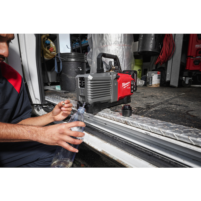 POMPE À VIDE ACCU 18V/8AH   M18 FVP5-801 MILWAUKEE