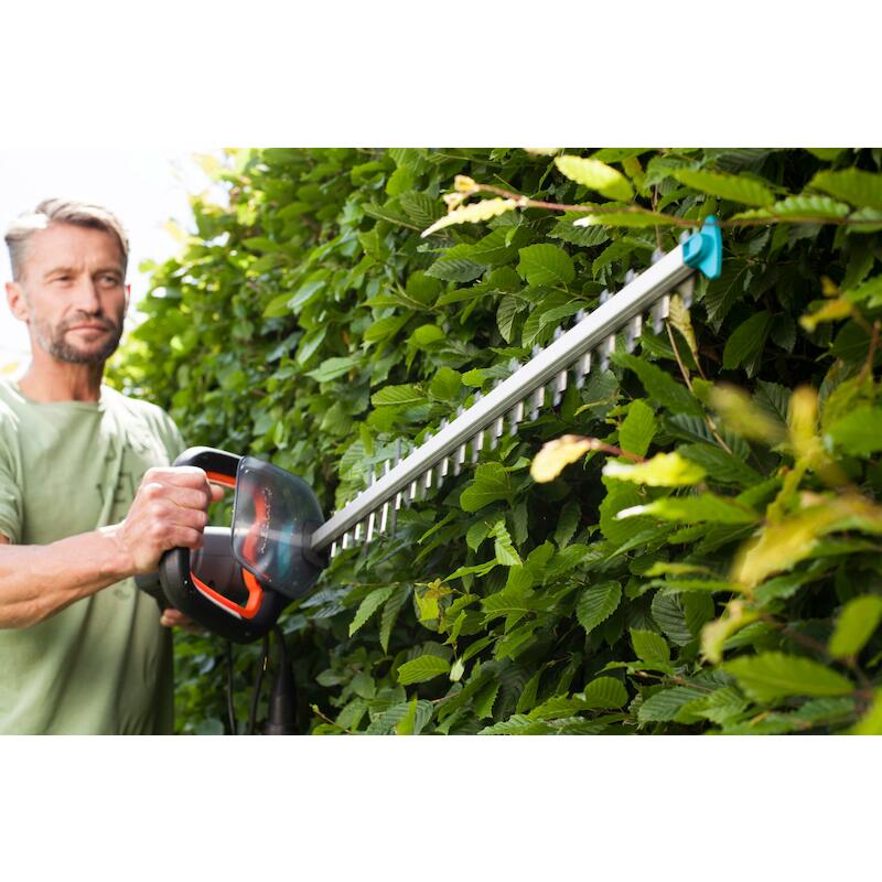 TAILLE-HAIES COMFORTCUT 700 9835           GARDENA