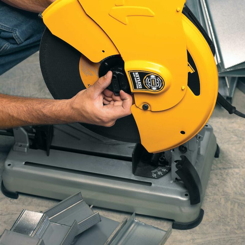 METAALZAAG 2200W/355MM      D28715          DEWALT