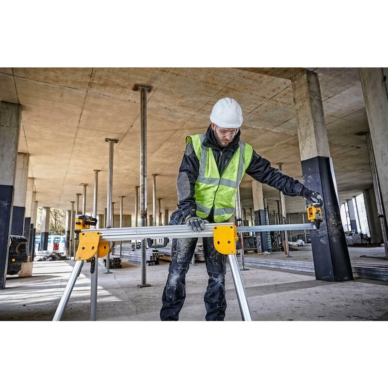COMPACT UNIVERS. ONDERSTEL  DE7033          DEWALT