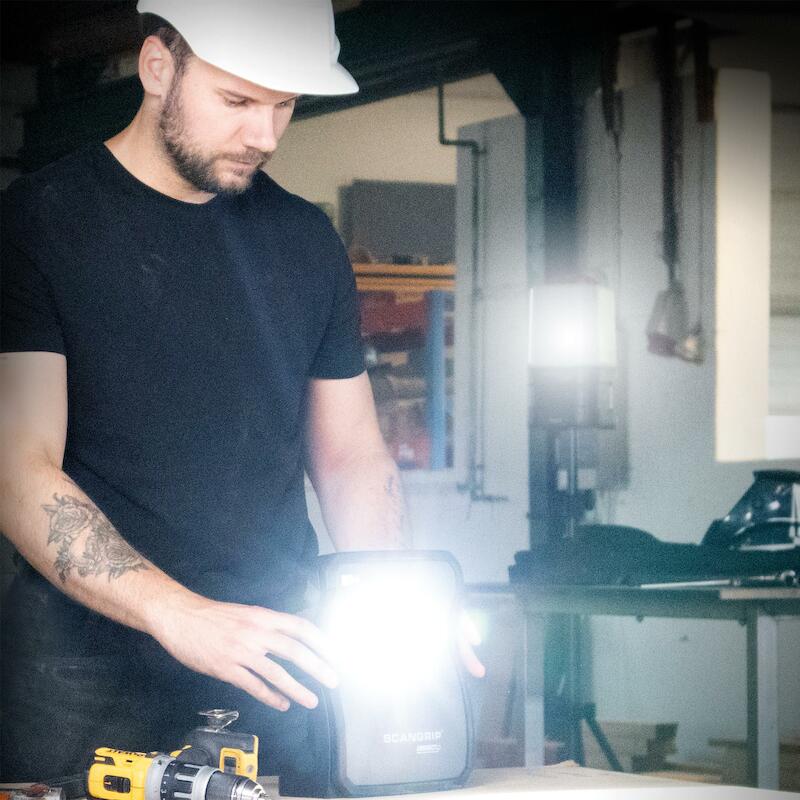 LAMPE CHANTIER ACCU 18V/BOD NOVA 10 CONNECT SCANGR
