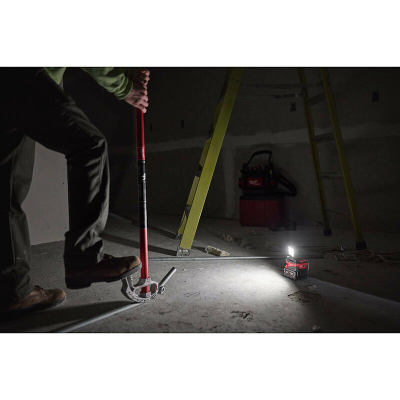 LAMPE CHANTIER 18V/BODY USB M18 ALIS-0   MILWAUKEE