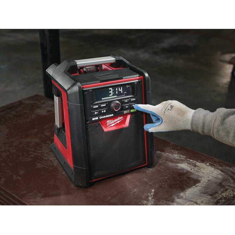 RADIO 18V/220-240V          M18 RC-0     MILWAUKEE