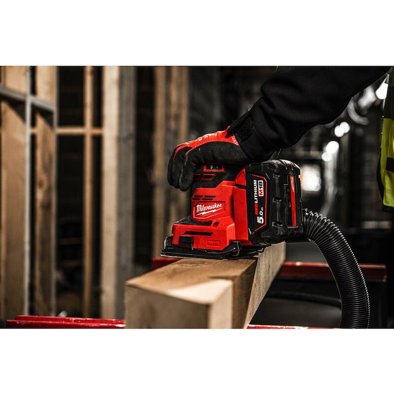 ACCUVLAKSCHUURM.18V/2X5AH   M18BQSS-502B MILWAUKEE