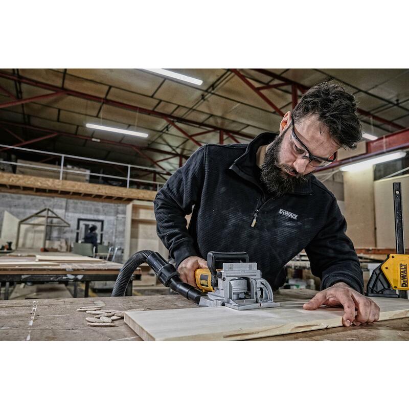 FRAISEUSE A LAMELLES 600W   DW682K(COFF)    DEWALT