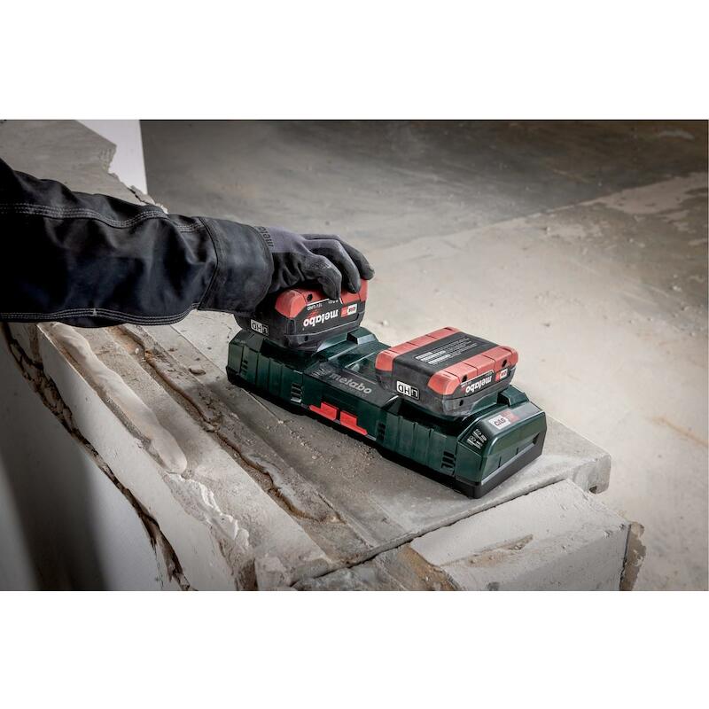 CHARGEUR 12V-36V/8A         ASC 145 DUO     METABO