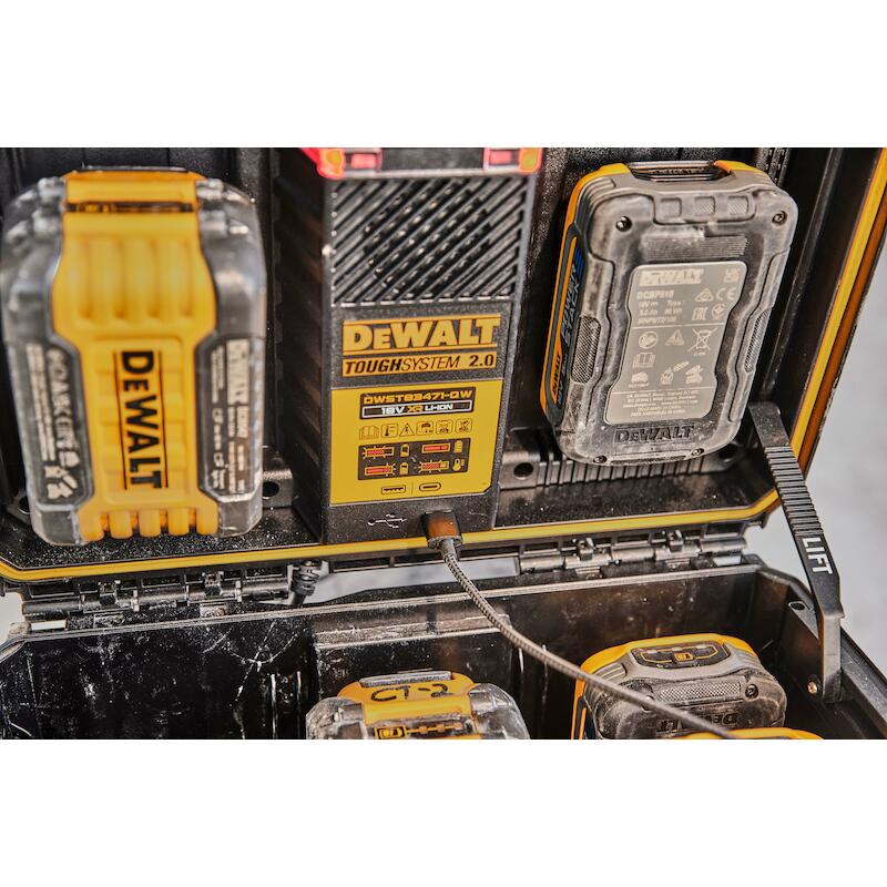 CHARGEUR/COFFRE 18-54V      DWST83471 TOUGHSYSTEM