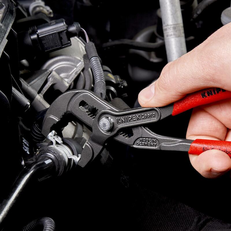 BANDVEERKLEMTANG MAX 50MM   85 51 - 180MM   KNIPEX