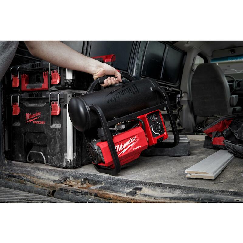 ACCUCOMPRESSOR 18V/BODY     M18 FAC-0    MILWAUKEE