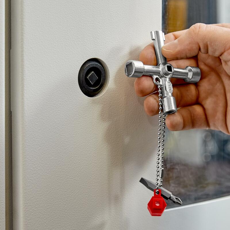 KNIPEX 1103 SCHAKELKASTSLEUTEL VOOR ALLE STANDAARDSCHAKELKASTEN EN AFSLUITSYSTEMEN 76 MM