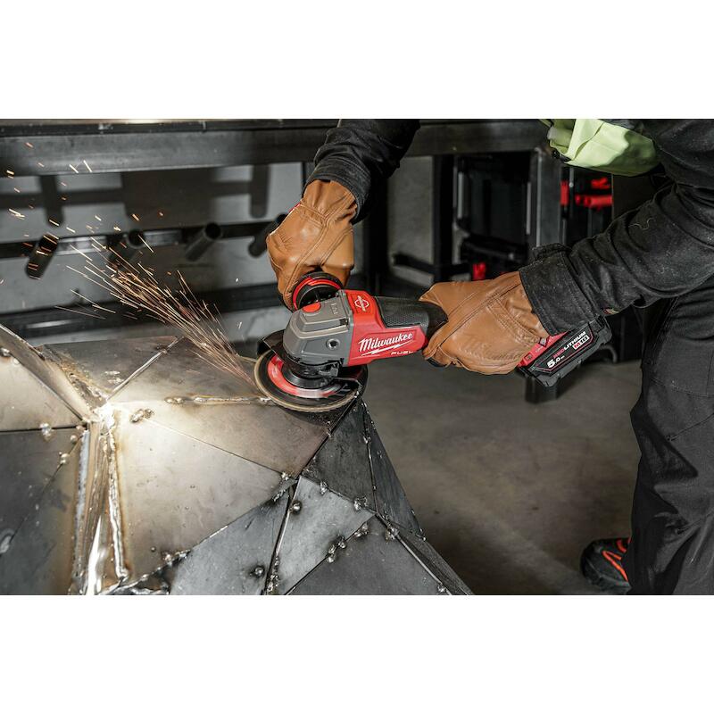 Milwaukee - M18 ONEFSAG125XPDB-0X - Cordless angle grinder - 18 V - ø 125 mm - M14 - body - in hd Box - 03167502