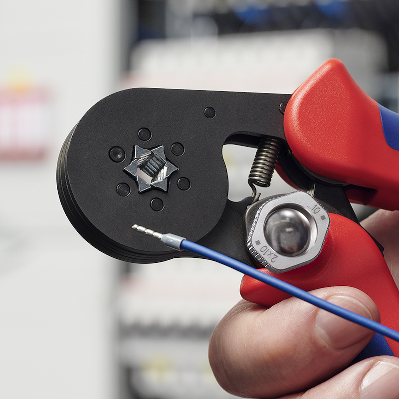 KNIPEX 975314 ZELFINSTELLENDE KRIMPTANG VOOR ADEREINDHULZEN