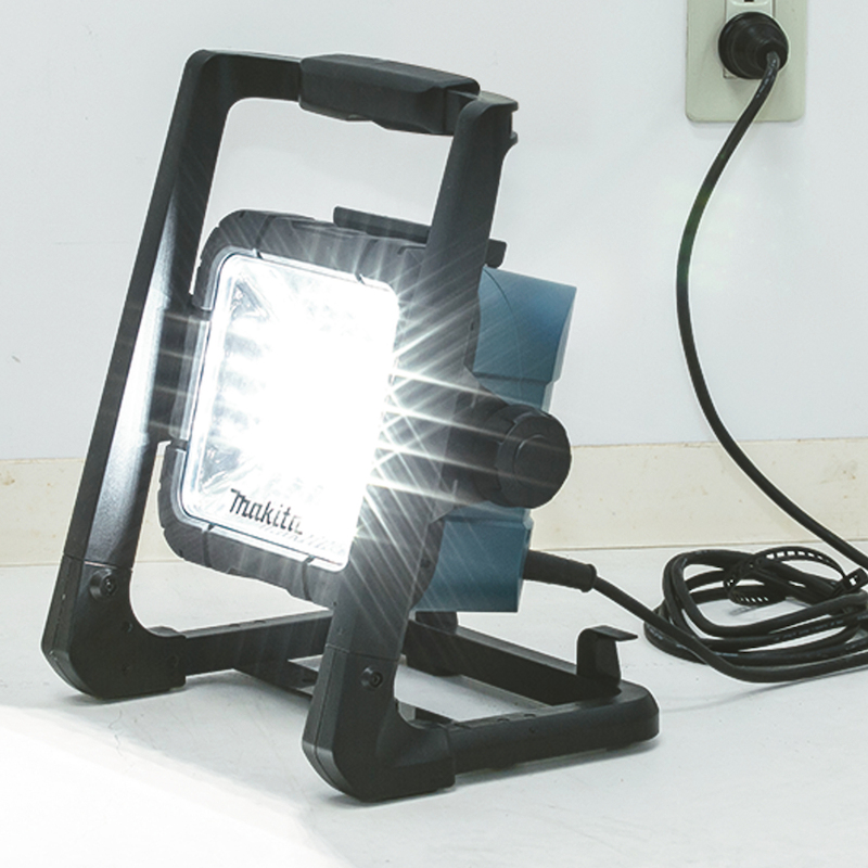 LAMPE LED LXT® - DEADML805 - MAKITA