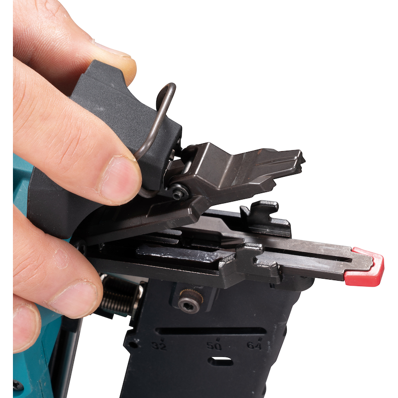 CLOUEUSE/ACCU 18V/BODY      DBN610          MAKITA