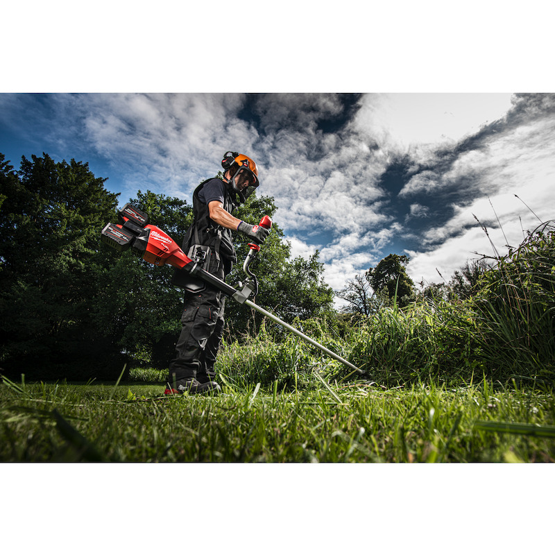 Milwaukee - Accu-bosmaaier - M18 F2BCU-122 - 2 x 18 V - 2 x 12,0 Ah - maaibreedte 43 cm - 08119340