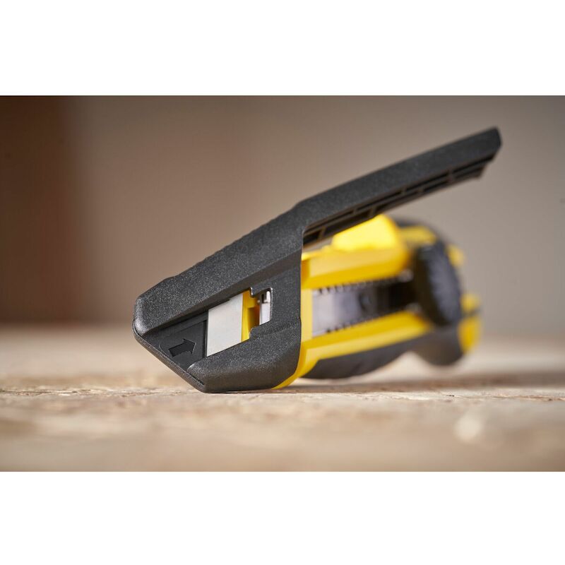 Stanley - Snap-off knife - STHT10500-0 - mpp Quick Snap - with locking wheel - 18 mm - 03305808