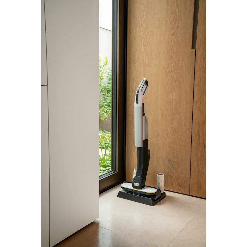 NETTOYEUR/ACCU 4V/2X2,5AH   FC 4-4         KARCHER