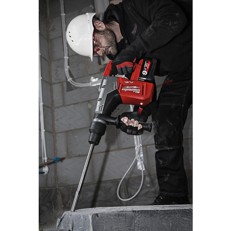 OUTIL RACLAGE DE SOL 125MM  4932480474   MILWAUKEE