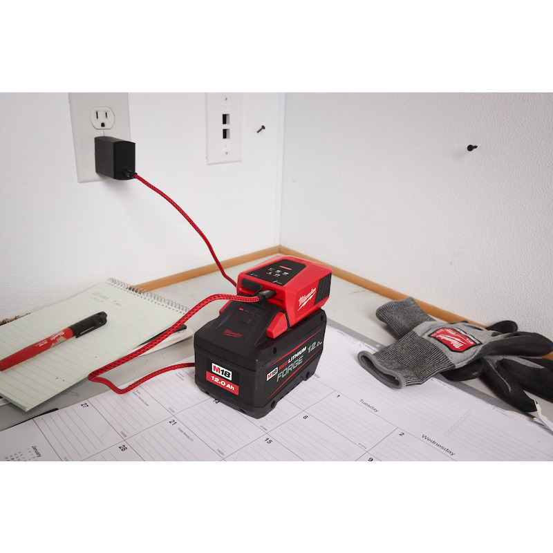 Milwaukee - Battery charger and power bank - M18 TC-0 - Li-ion - 18 V - 2.5 a - 08123303