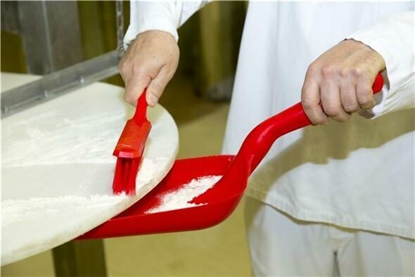 HAND SHOVEL - VIKAN 5673/4 - RED 550 MM