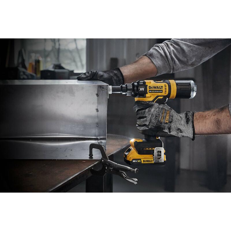 BLINDKLINKNAGELTANG 18V/BOD DCF403NT-XJ     DEWALT