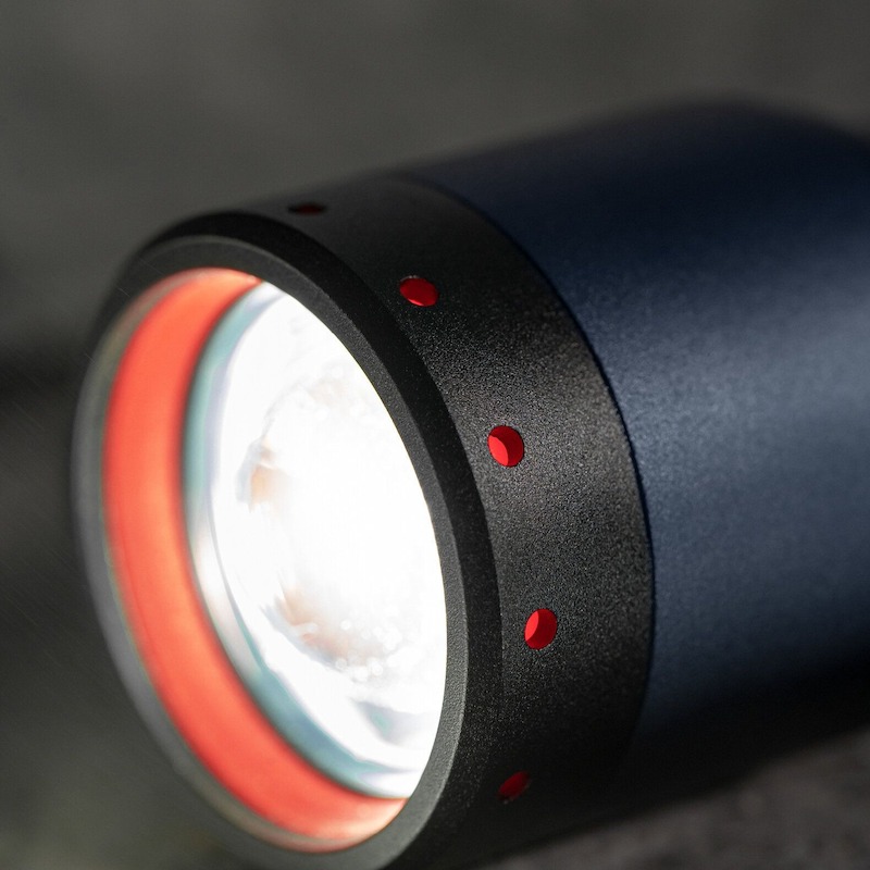 LAMPE POCHE 2000LM-320M-80H P7R 25Y RECHARG.   LED