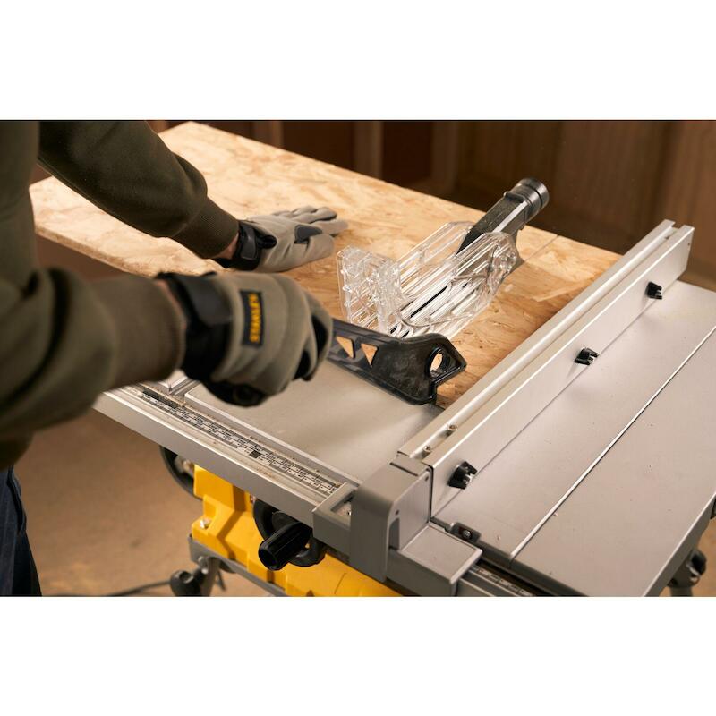 TAFELCIRKELZAAG 1800W/254MM SST1800        STANLEY