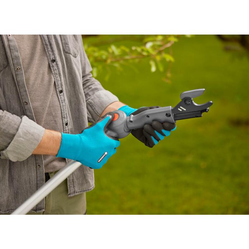 SÉCATEUR ACCU 18V/4AH       360            GARDENA