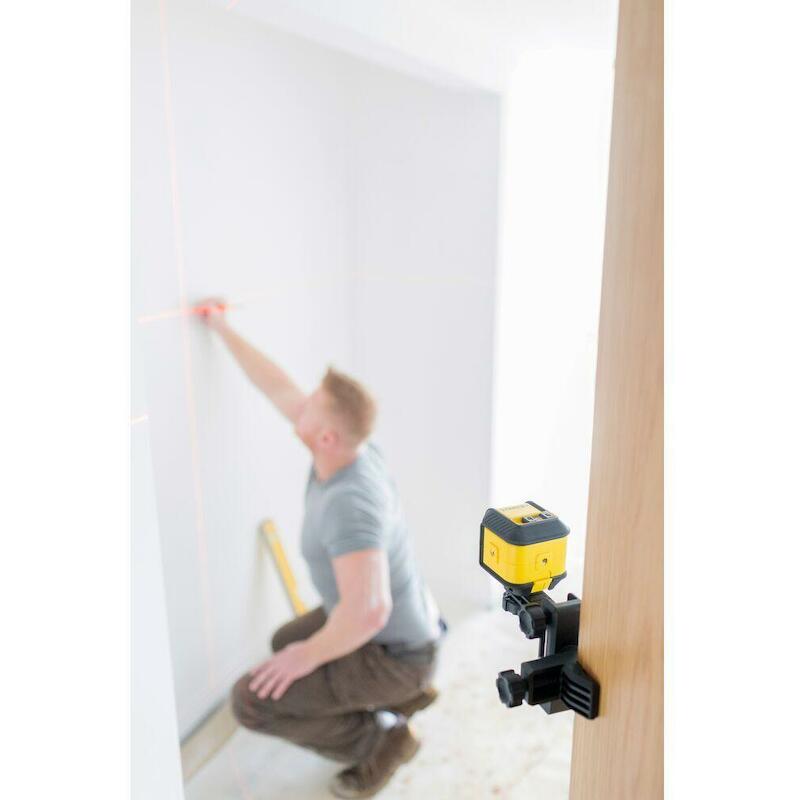 KRUISLIJNLASER CUBIX 12M    STHT77498-1 2XAA STANL