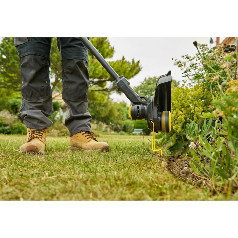 ACCUGRASTRIMMER 18V/BODY    STCST933B      STANLEY