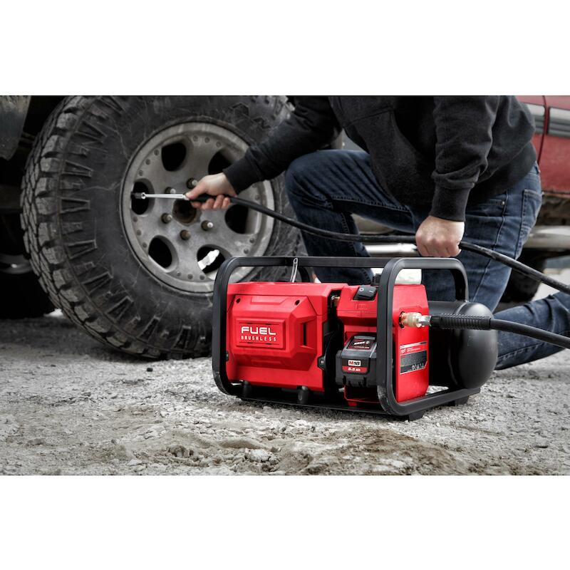 ACCUCOMPRESSOR 18V/BODY     M18 FAC-0    MILWAUKEE