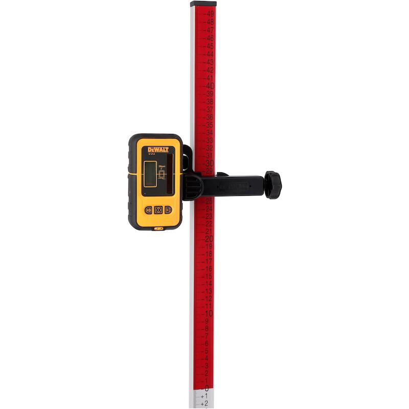 MIRE GRADUÉE ALU 2,4M       DE0737          DEWALT