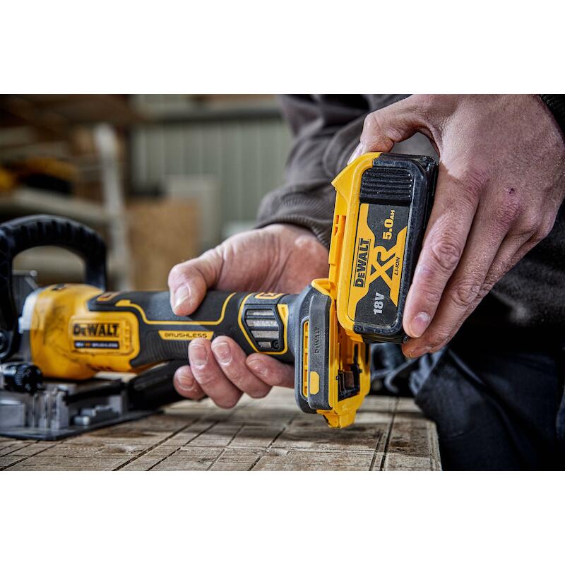 ACCULAMELLENFREES 18V/BODY  DCW682N         DEWALT