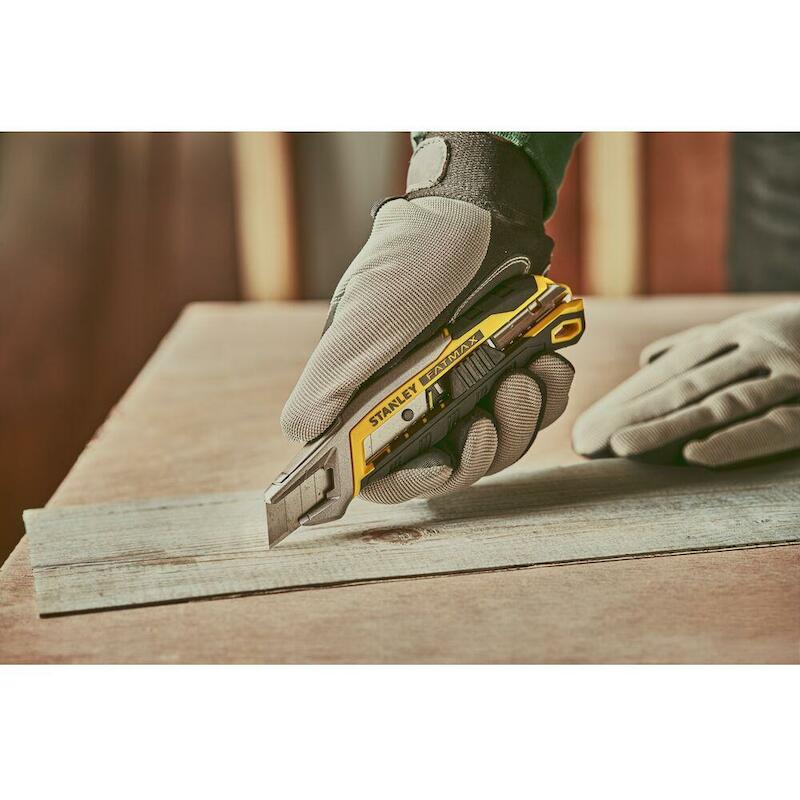CUTTER FATMAX 18MM          FMHT10594-0    STANLEY