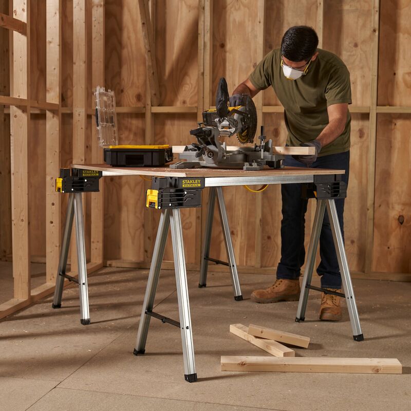TRÉTAUX PLIABLES 900KG      FMST1-75763 (2PC)STANL