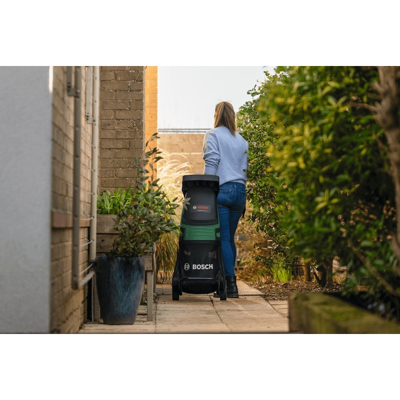 FLUISTERHAKSELAAR 18V/BODY  UNIVERSALSHREDDER BOSC
