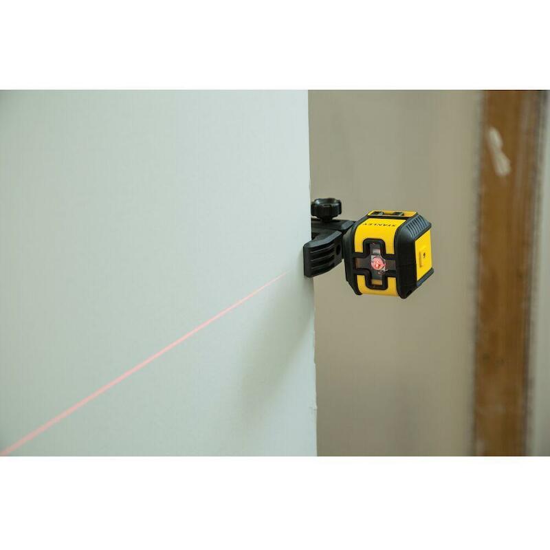 KRUISLIJNLASER CUBIX 12M    STHT77498-1 2XAA STANL