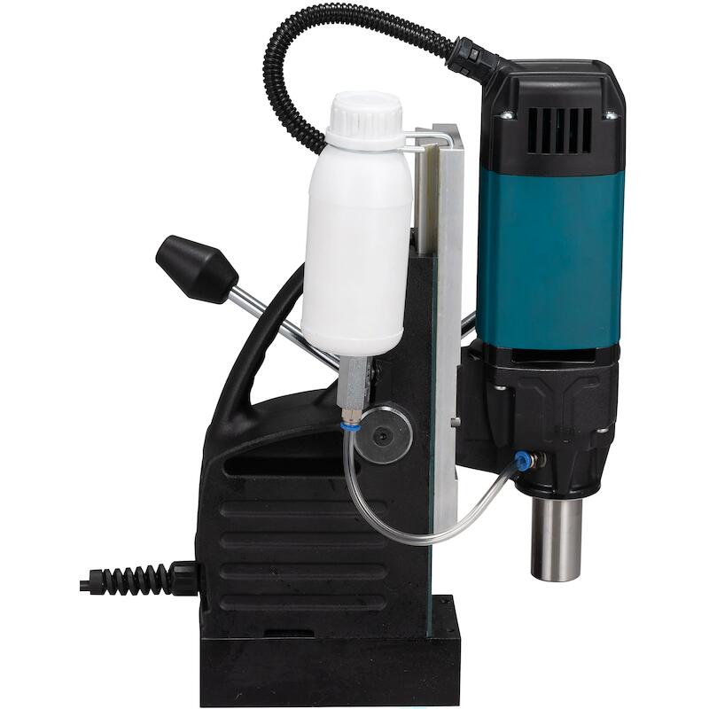 KERNBOORMACHINE MAGN.1050W  HB351           MAKITA