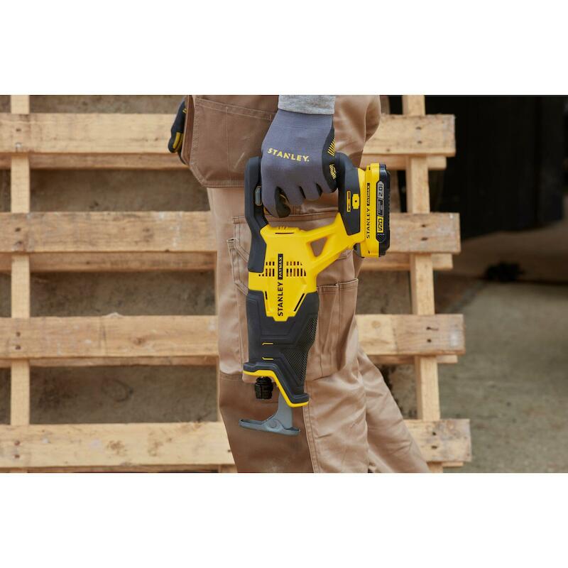 ACCU-RECIPROZAAG 18V/BODY   SFMCS300B      STANLEY