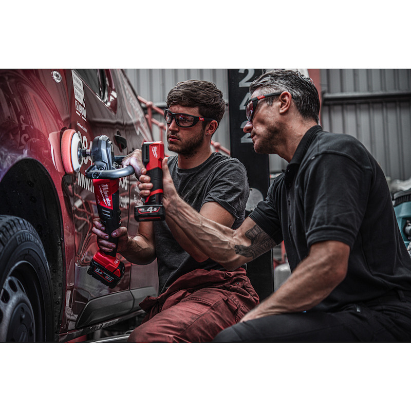 Milwaukee - Cordless colour matching work light - M12 CML-401 - 12 V - 1x 4.0 Ah - 03221997